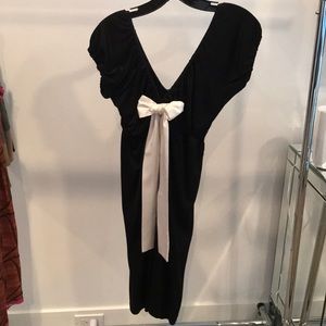 Simple black 100% silk dress w/ removable silk bow